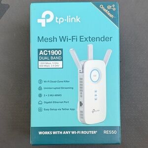 TP-Link Blue and White Mesh Wi-Fi Extender